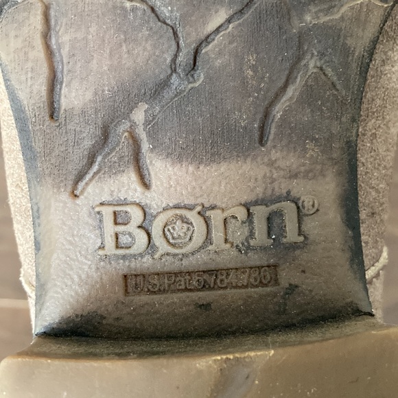 BORN Lace Up Boots - Size 10 - Picture 4 of 5